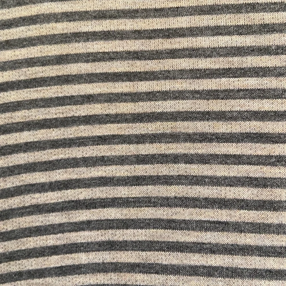 Women’s T shirt dress by Elan w/POCKETS NWT Size Med Dark and Light Gray… - Picture 4 of 6